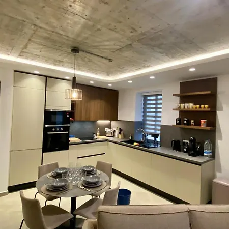 Cosy Modern In Il-gzira