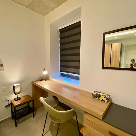 Cosy Modern In Il-gzira Gzira