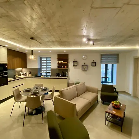 Cosy Modern In Il-gzira