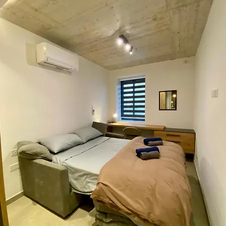 Cosy Modern In Il-gzira Apartment *