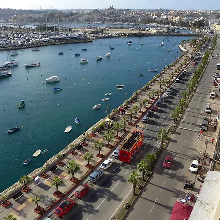 Cosy Modern In Il-gzira *