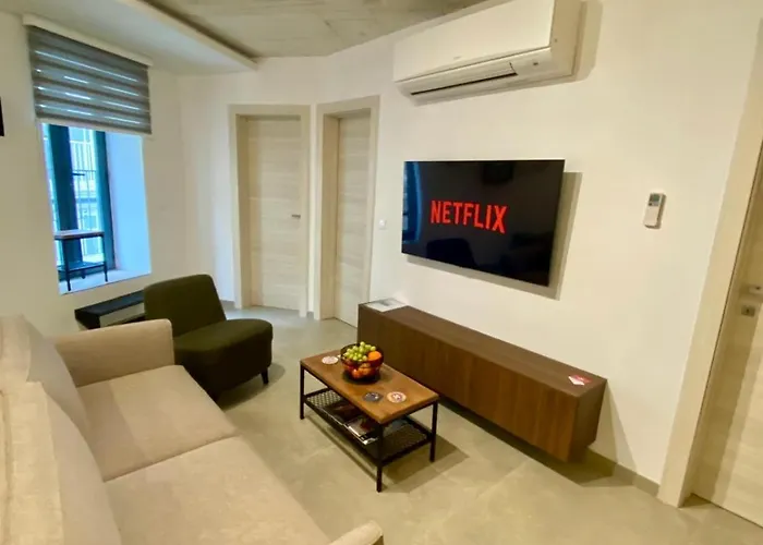 Cosy Modern In Il-gzira Апартаменты Gzira