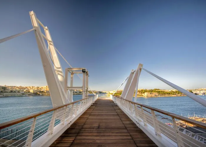 Апартаменты Cosy Modern In Il-gzira *